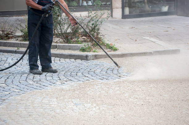 Best Oil and Grease Removal from Surfaces in Tampa, FL